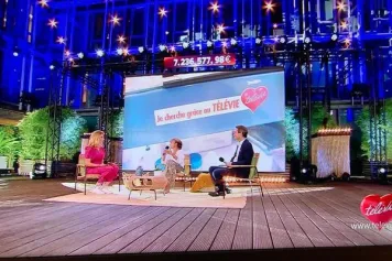 Véronique Halloin, Secrétaire générale du FNRS et Vincent Blondel, Président du FNRS, sur le plateau du Télévie