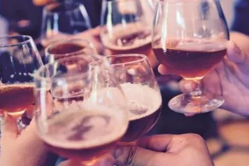 RECHERCHE ? | ? Les effets à long terme du « binge drinking » 