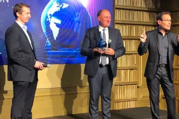 ✨? Félicitations à l'astronome Michaël Gillon, Maître de recherches FNRS à l'Université de Liège, lauréat, Prix Francqui et Trophée de vulgarisation scientifique par Matière Grise - RTBF et Paris Match Belgique.