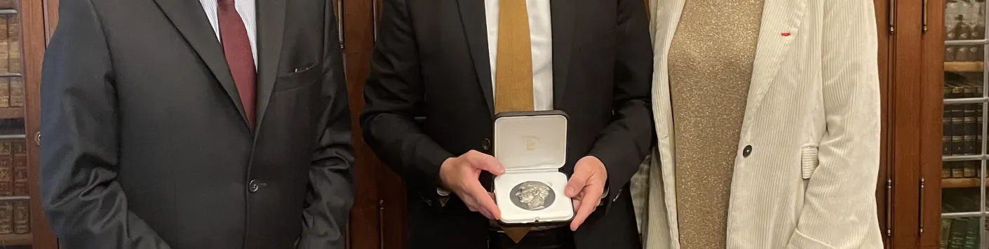 FNRS.awards | Remise à Guillaume Canaud du Prix Gagna A. & Ch. Van Heck 2021